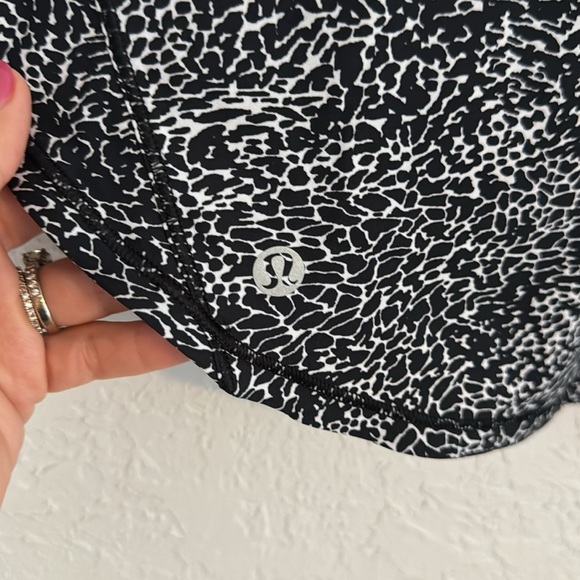 Lululemon Sculpt Tank II - NWT! - Picture 8 of 8